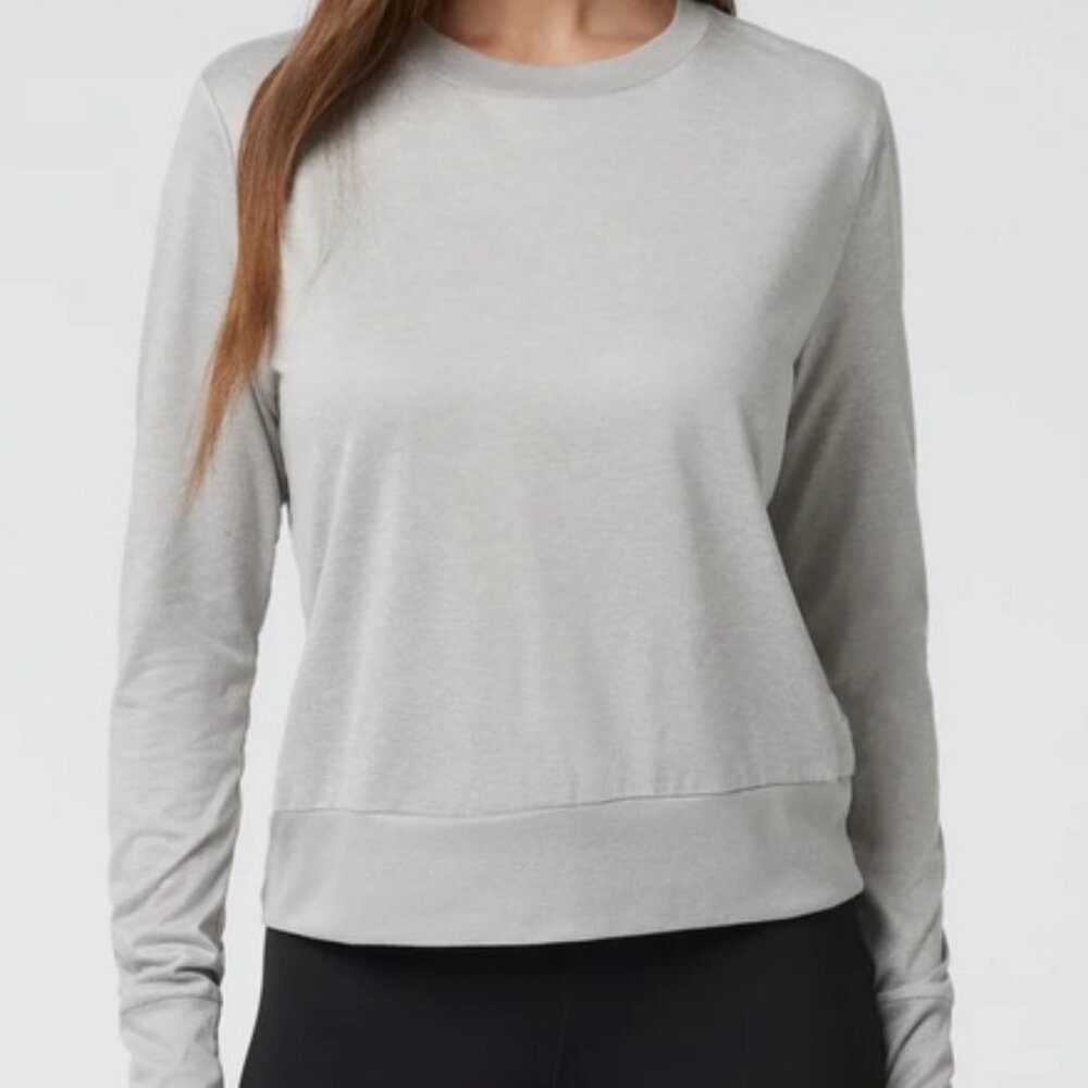 Vuori Daydream crew long sleeve top silver Medium M